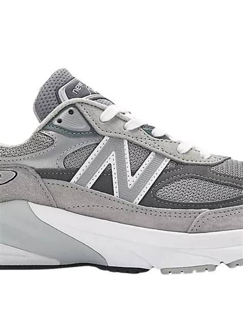 The New Balance 990v6 Is Fun for the Whole Family | GQ