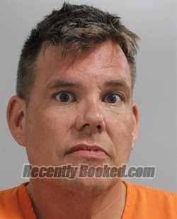 Recent Booking Mugshot For MICHAEL DAVIS In Polk County Florida