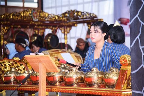 Terima Hibah Seperangkat Gamelan Paman Birin Melestarikan Budaya