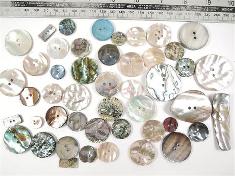 47 X Real Shell Buttons Mother Of Pearl River Shell Size