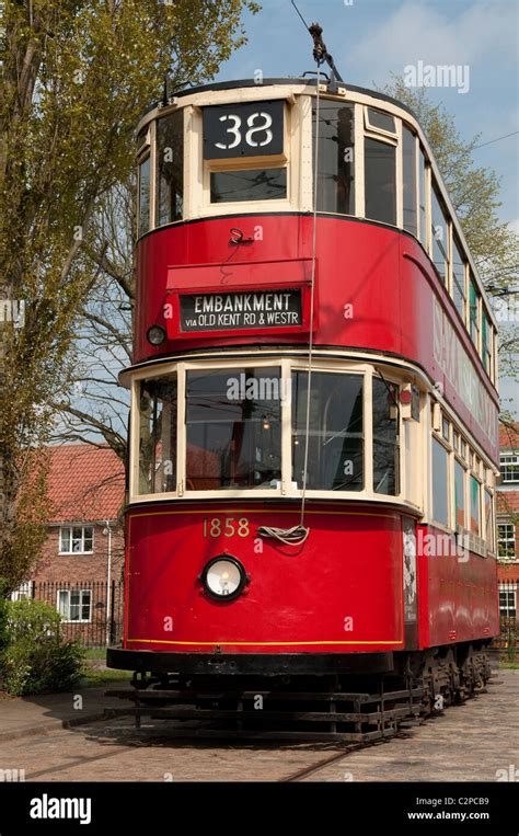 Tram and bus lines hi-res stock photography and images - Alamy