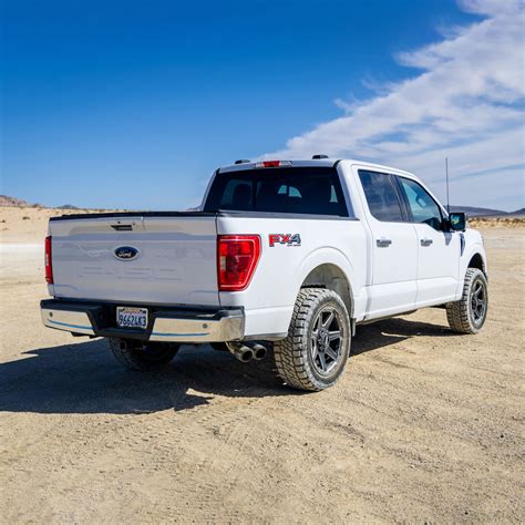 Ford F-150 Truck Exhaust - Vance & Hines