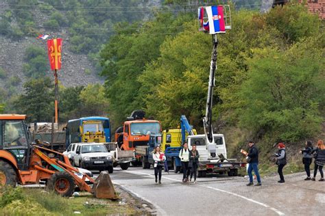 Serbs Unblock Roads in Kosovo as NATO Moves to End Car Plate Row