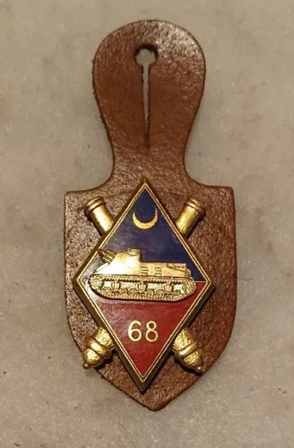 INSIGNE 68ÈME RÉGIMENT artillerie 68 RA Trêves Landau Drago Paris H