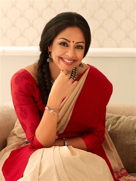 Jyothika Wallpapersittingphoto Shootlegphotographythigh 202048