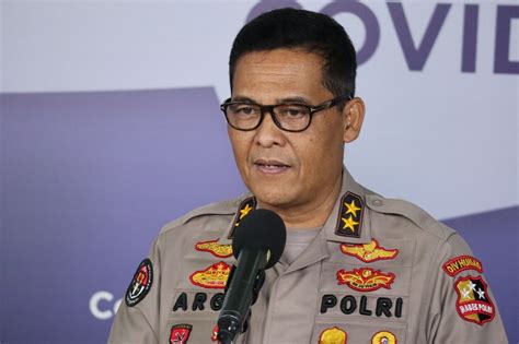 TNI POLRI Siap Mengedukasi Masyarakat Soal Protokol Kesehatan Di Tempat