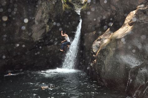 Menikmati Sejuknya Air Terjun Curug Bidadari Di Pedalaman Talun