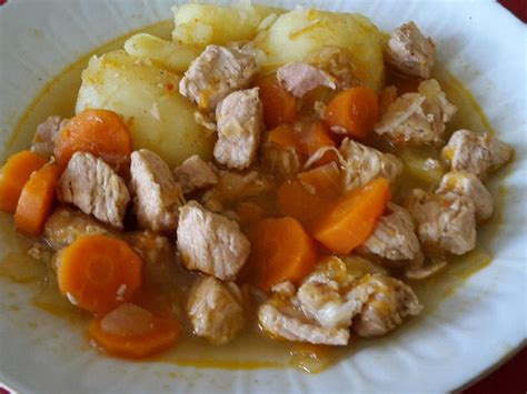 Schweinegulasch Mit M Hren Von Eski Chefkoch