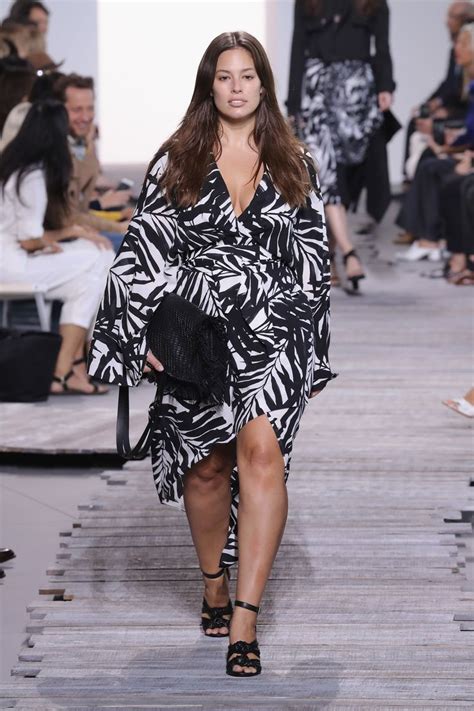 New York Fashion Week Had The Most Plus Size Models Ever—see All The Looks Fashion Week Plus