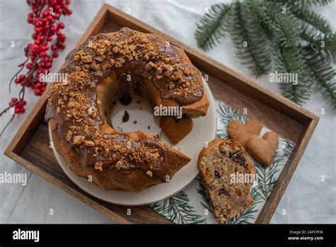 Christmas Sponge Cake Stock Photo - Alamy