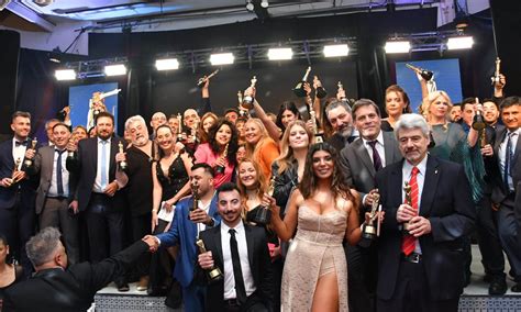 Lista Completa De Ganadores Bahía Se Quedó Con 5 Premios Martín Fierro