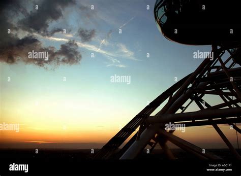 Sunset on the London Eye Stock Photo - Alamy