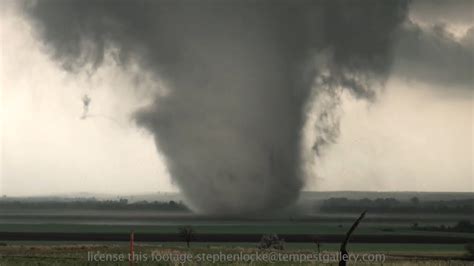 Incredible Langley Kansas Ef Tornado Youtube