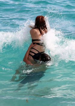 Fotos Paparazzi Elena Satine Bikini En Miami 02 Enero 2016