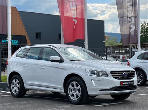 Volvo Xc Xc D Awd Momentum Automatik Ks Automobili Olx Ba