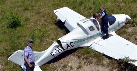 Corlier Flops Corlier Crash A Rien Sur Le Terrain De Laltiport