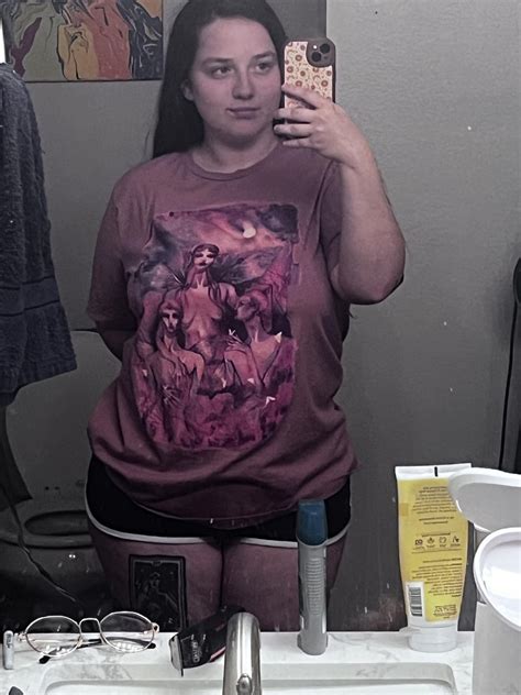 Merch Shirt R Melaniemartinez