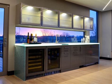 Glass Bar Counter Tops I Practical And Innovative I Cbd Glass