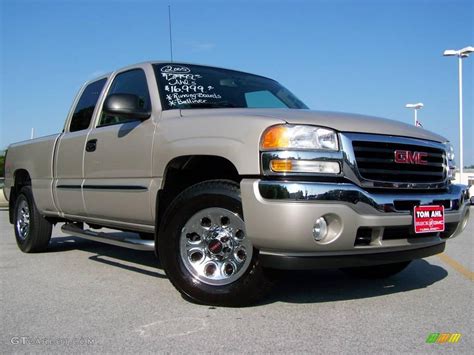 2005 Sand Beige Metallic GMC Sierra 1500 SLE Extended Cab 4x4 15050992