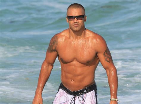 Photos Shemar Moore il continue de nous jeter son corps de rêve au