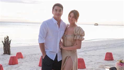 Dominic Roque Hints Engagement With Girlfriend Bea Alonzo Pepph