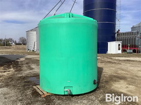 Gal Poly Vertical Tank Bigiron Auctions