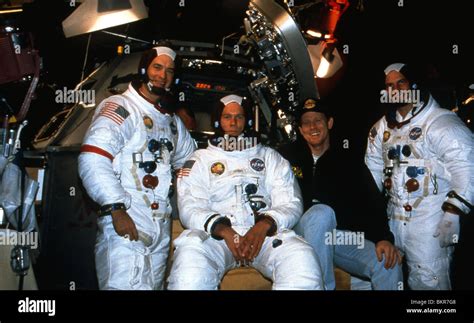 APOLLO 13 (ON SET) KEVIN BACON, TOM HANKS, BILL PAXTON RON HOWARD (DIR ...