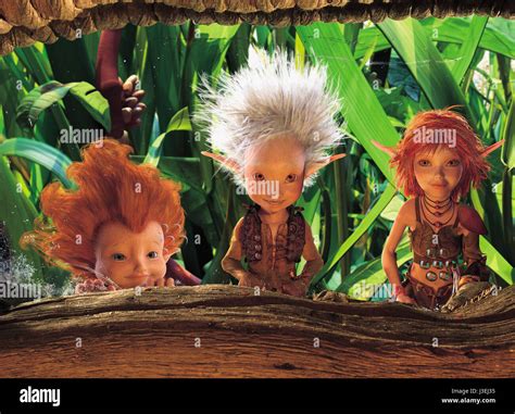 Arthur et les minimoys arthur and the invisibles year hi-res stock ...