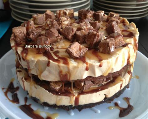 Snickers Peanut Butter Brownie Ice Cream Cake Your Recipe Blog