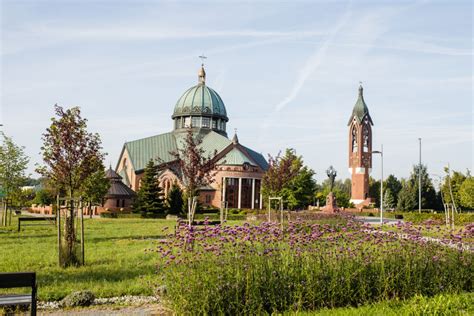 Kancelaria Parafia pw Bł Karoliny w Tychach