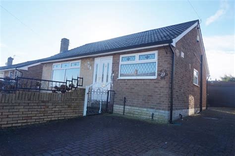 2 Bedroom Detached Bungalow For Sale In Westfield Crescent Ossett Wf5 8hl