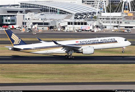 9V SME Singapore Airlines Airbus A350 941 Photo By Charlie Chang ID