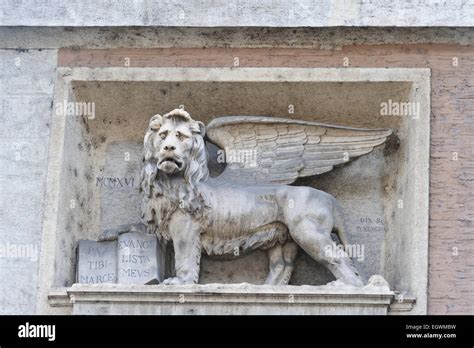 Stone Winged Lion Hi Res Stock Photography And Images Alamy