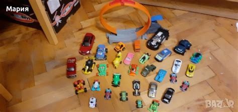 Колички и писта Hot wheels в Коли камиони мотори писти в гр София