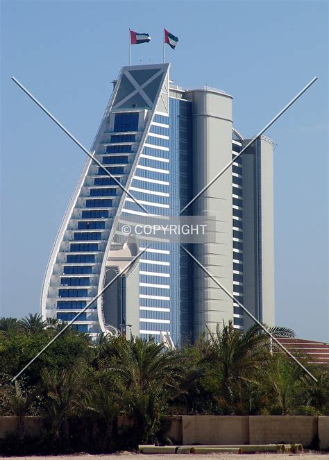 Jumeirah Beach Hotel Photo 778 384 935 Stock Image SKYDB