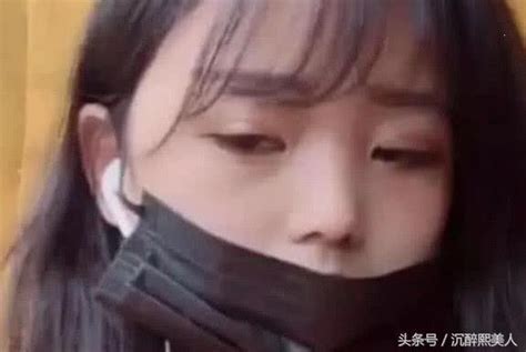 「女主播」眼睛漂亮唯美，當摘下口罩的瞬間，網友：這張臉被毀了 每日頭條