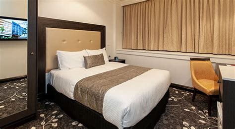 Burke & Wills Hotel - Toowoomba's Most Luxurious Hotel