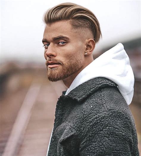 18 Trendy Undercut Long Hairstyles For Men In 2021 2022 Page 3 Of 6