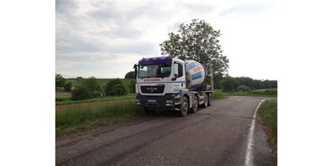 Les Magny 70 La passagère d un side car meurt dans un accident de la