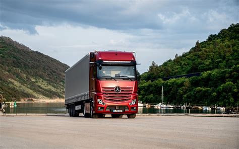 Download imagens Mercedes Benz Actros caminhões Actros 1863 LS novo