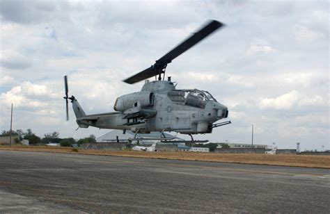 A Us Marine Corps Usmc Ah 1w Super Cobra Attack Helicopter Marine