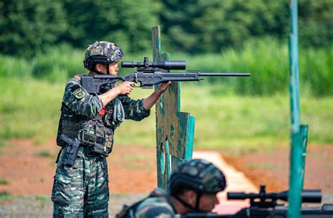 武警广西总队崇左支队组织特战分队展开实弹射击训练央广网