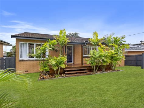 55 Regent Street Wynnum West Qld 4178 Property Details Real Search