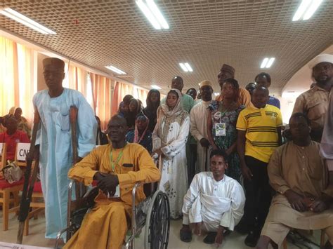 Tchad Les Personnes En Situation De Handicap Discutent De Leur