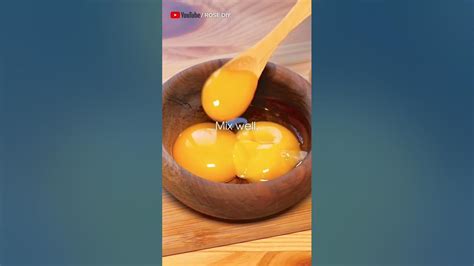 Diy Egg Yolk Hair Mask For Dry Frizzy Hair And Faster Growth