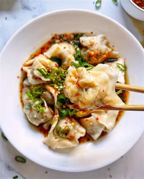 Chicken Wontons Spicy Chicken How To Cook Chicken Wonton Dumplings Dim Sum Dumplings Sweet