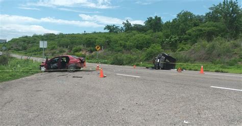 Dos Muertos Y Tres Heridos Deja Accidente Vehicular Por La Carretera