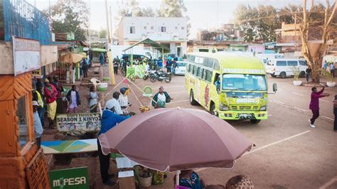 Safaricom Plc On Twitter Usiwachwe Nyuma Na Habari Moto Moto Sasa