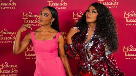 Watch Angela Bassett React To Her Madame Tussauds Wax Figure Good Morning America