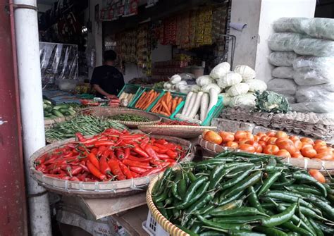 Harga Bahan Pokok Di Pasar Garum Kabupaten Blitar Hari Ini 6 Desember